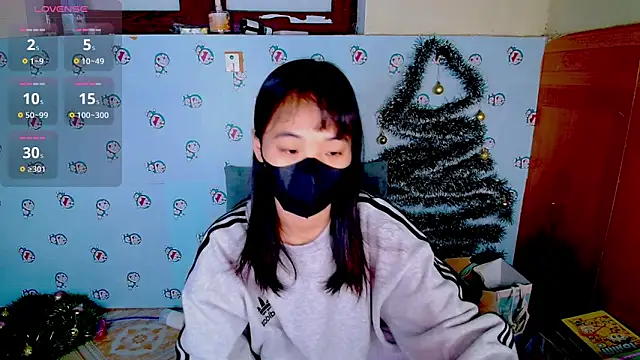 Snapshot of __Saphia__ chatting on 12/16/24, 03:22 Saphia online show from 12/16/24, 03:22