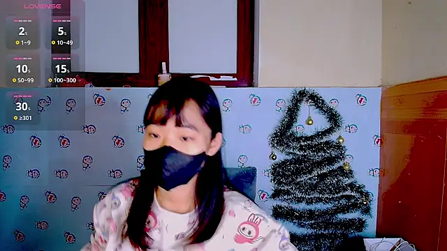 Snapshot of __Saphia__ chatting on 12/27/24, 12:29 Saphia online show from 12/27/24, 12:29