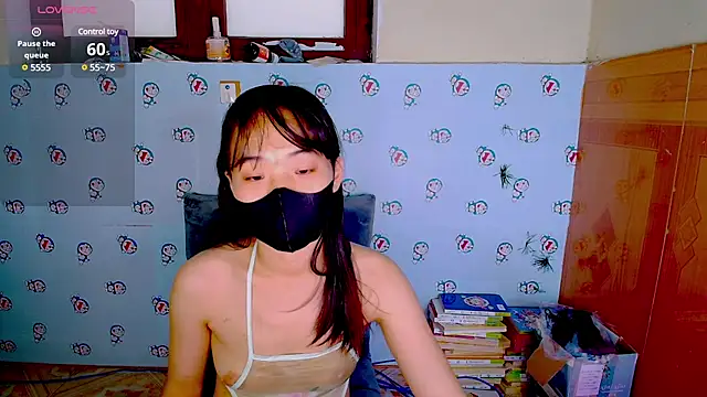 Snapshot of __Saphia__ chatting on 01/23/25, 04:52 Saphia online show from 01/23/25, 04:52