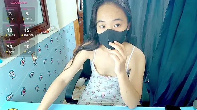  Saphia   online show from 06/10/26, 12:33