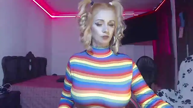 aliceesmith online show from 12/19/24, 09:38