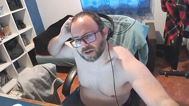 ravingr4d4 online show from 02/10/25, 03:32