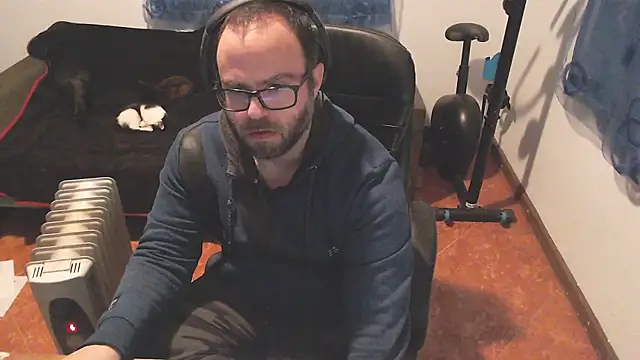 ravingr4d4 online show from 02/14/25, 10:14