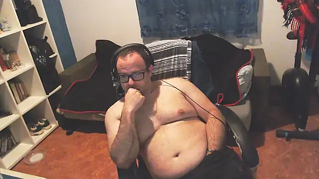 ravingr4d4 online show from 02/19/25, 01:08