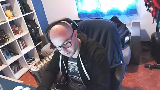 ravingr4d4 online show from 02/20/25, 09:11