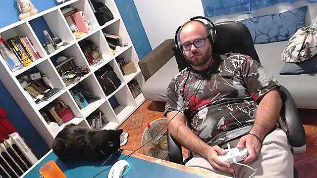 ravingr4d4 online show from 09/22/25, 08:33