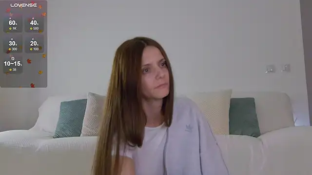 Snapshot of LilyRoselyn chatting on 11/23/25, 10:53 LilyRoselyn online show from 11/23/25, 10:53