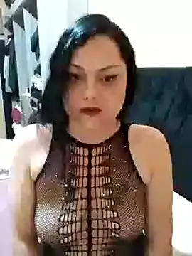 Snapshot of LilithRos3 chatting on 10/08/25, 08:17 LilithRos3 online show from 10/08/25, 08:17