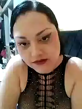 Snapshot of LilithRos3 chatting on 10/14/25, 10:43 LilithRos3 online show from 10/14/25, 10:43