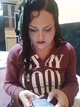 Snapshot of LilithRos3 chatting on 10/30/25, 10:43 LilithRos3 online show from 10/30/25, 10:43