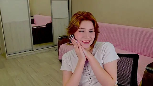 Snapshot of Alisa_Black_Star chatting on 03/06/25, 01:35 Alisa Black Star online show from 03/06/25, 01:35