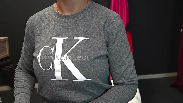 CelineConner online show from 10/09/25, 04:10