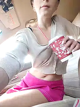 Snapshot of Brilliant-Queen1 chatting on 10/03/25, 12:40 Brilliant-Queen1 online show from 10/03/25, 12:40