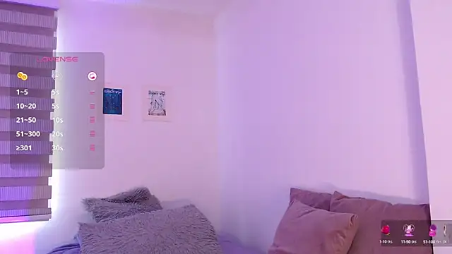 Snapshot of Megan_FE chatting on 10/09/25, 04:05 Megan FE online show from 10/09/25, 04:05