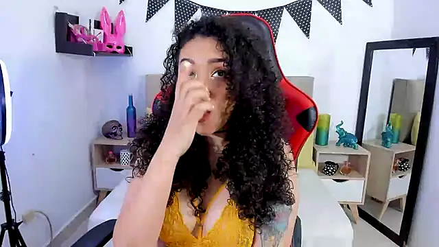 Zoe Gruber online show from 12/20/24, 11:58