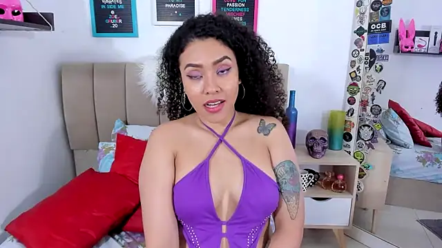 Zoe Gruber online show from 01/11/25, 01:59