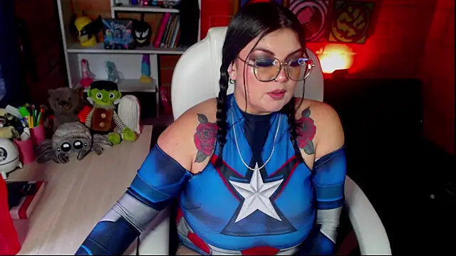 Snapshot of juliette_rd chatting on 09/19/25, 04:18 juliette rd online show from 09/19/25, 04:18