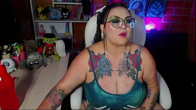 Snapshot of juliette_rd chatting on 10/07/25, 04:09 juliette rd online show from 10/07/25, 04:09