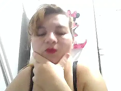 laiscibelle online show from 02/17/25, 03:58