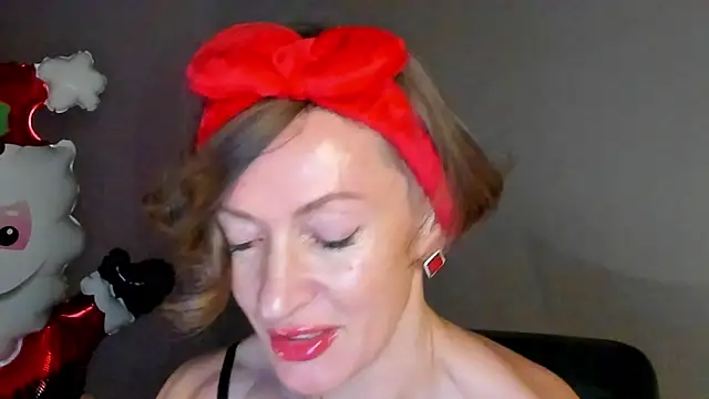 Dorothy Meyer online show from 12/28/24, 03:04