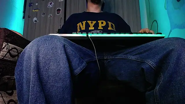 zacwatson  online show from 12/17/24, 08:56