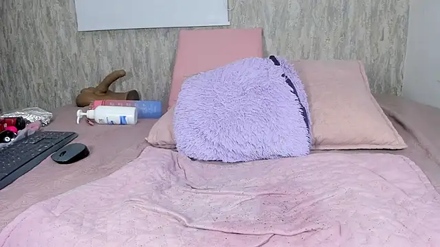 violett lo online show from 12/28/24, 06:06