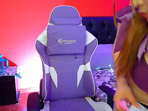 Snapshot of sweetfancyxoxxo chatting on 11/28/25, 07:49 sweetfancyxoxxo online show from 11/28/25, 07:49