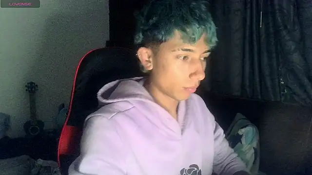 XxAaron EvilxX online show from 09/17/25, 06:04