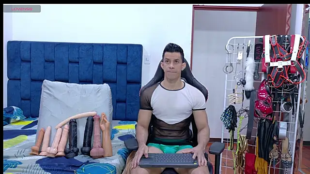 JoseRumbero26 online show from 06/10/26, 11:20