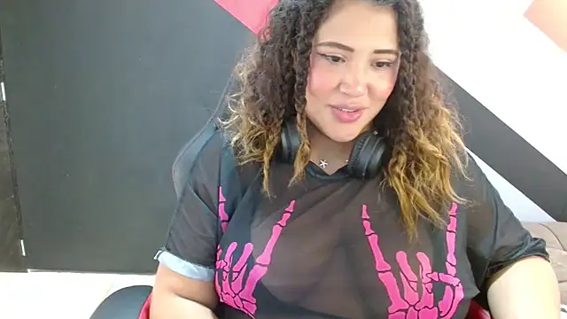 I am yours- online show from 01/11/25, 03:09