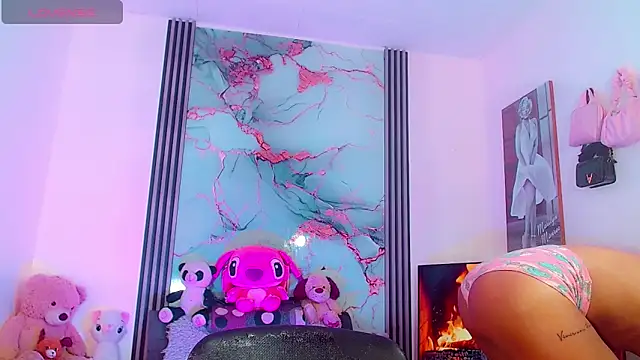  ChanellR  online show from 09/27/25, 08:14