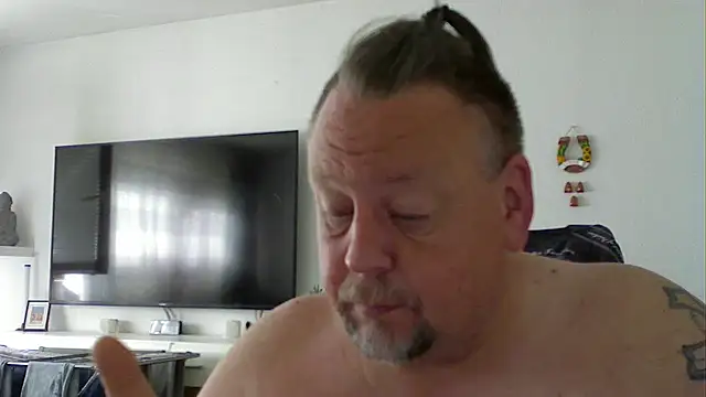 Snapshot of pimmelmann3 chatting on 04/26/26, 08:23 pimmelmann3 online show from 04/26/26, 08:23