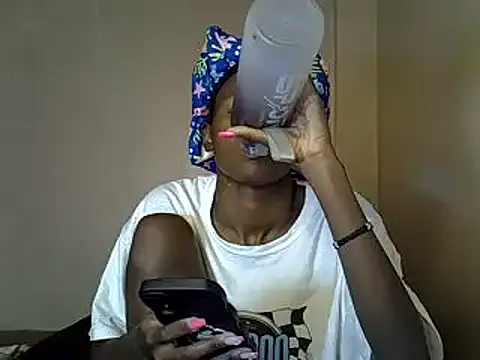 SexxyTerry online show from 12/12/24, 11:03