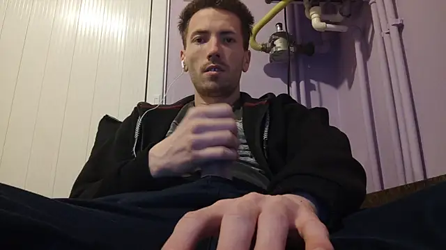 Snapshot of _Hocthus_ chatting on 01/29/25, 05:24 Hocthus online show from 01/29/25, 05:24