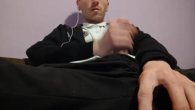 Snapshot of _Hocthus_ chatting on 02/15/25, 03:52 Hocthus online show from 02/15/25, 03:52