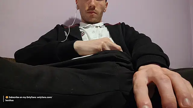 Snapshot of _Hocthus_ chatting on 03/09/25, 03:43 Hocthus online show from 03/09/25, 03:43