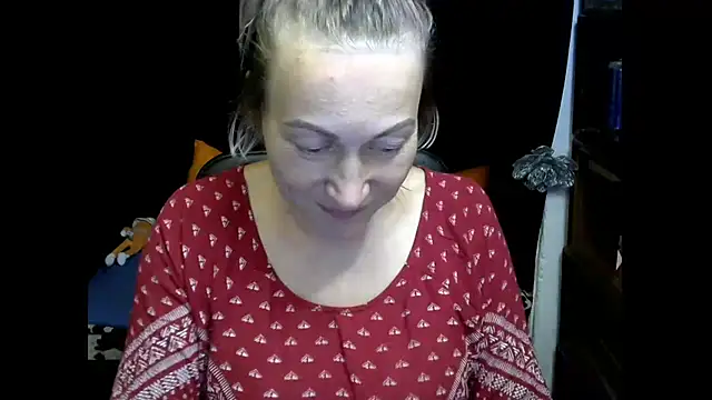 wLESLYMOSw online show from 09/14/25, 05:12