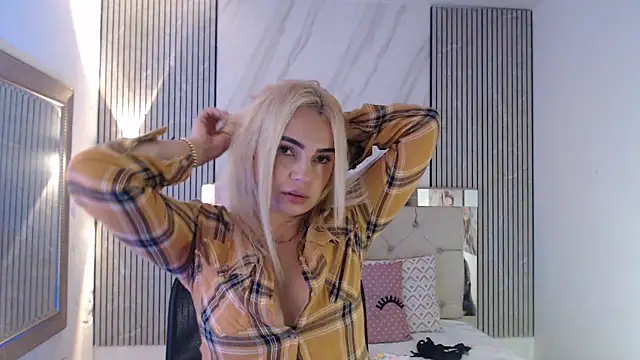 ashley  tylor online show from 06/08/26, 03:56