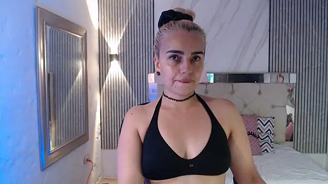 ashley  tylor online show from 06/12/26, 07:13