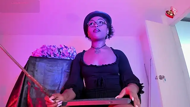 EmmaSanzz  online show from 01/26/25, 11:28