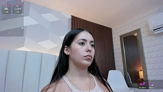 Snapshot of Julietasantos__ chatting on 11/06/25, 06:20 Julietasantos online show from 11/06/25, 06:20