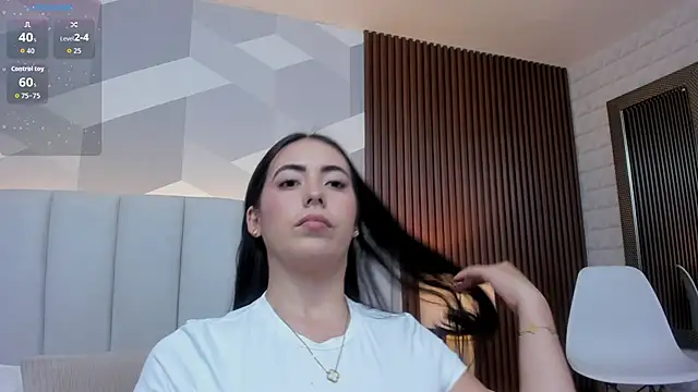 Snapshot of Julietasantos__ chatting on 11/13/25, 06:40 Julietasantos online show from 11/13/25, 06:40