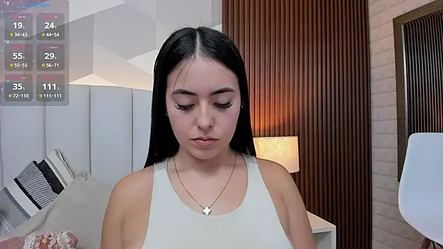 Snapshot of Julietasantos__ chatting on 12/02/25, 06:25 Julietasantos online show from 12/02/25, 06:25