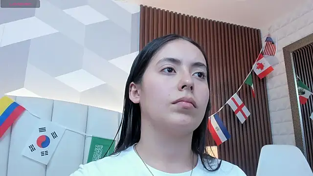 Julietasantos   online show from 06/25/26, 06:23