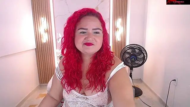 Snapshot of Mariana_Rojas chatting on 06/11/26, 06:11 Mariana Rojas online show from 06/11/26, 06:11
