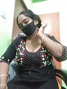 Snapshot of Kotha_-Moni chatting on 12/24/24, 12:00 Kotha -Moni online show from 12/24/24, 12:00