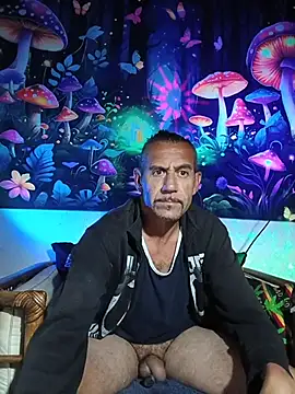 Snapshot of Bbboy42 chatting on 10/07/25, 10:40 Bbboy42 online show from 10/07/25, 10:40