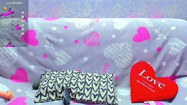 Vanessa Florence online show from 11/17/25, 01:22