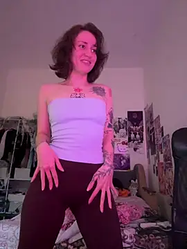 Dooubletroublee online show from 05/24/26, 03:33
