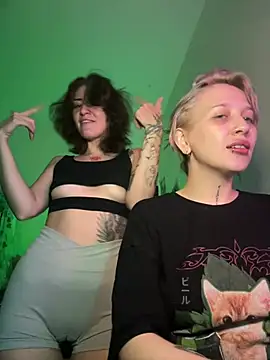 Dooubletroublee online show from 07/28/26, 11:04